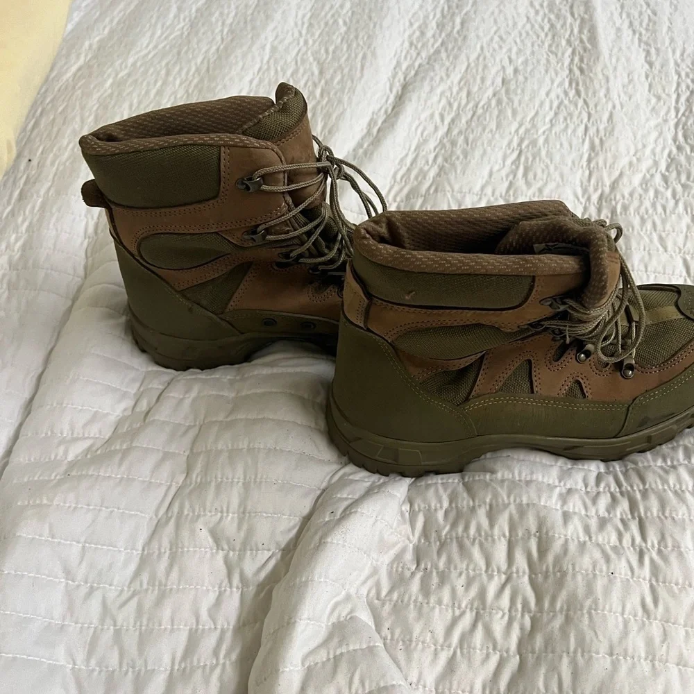 Belleville Combat Hiker Boots
